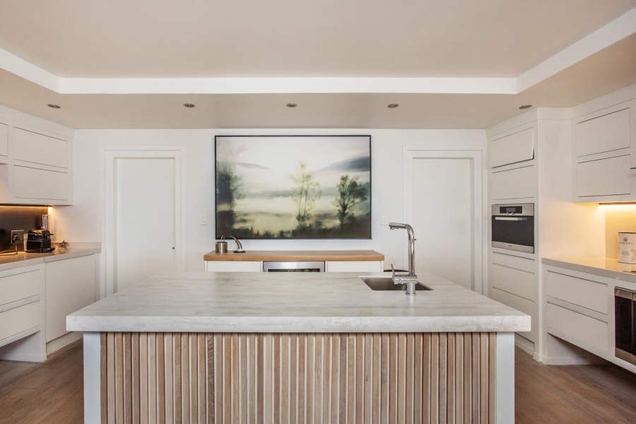 2 Bedroom Property for Sale in Green Point Western Cape